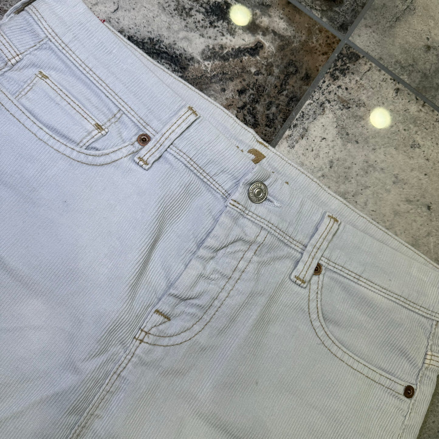 00s cutoff mini skirt