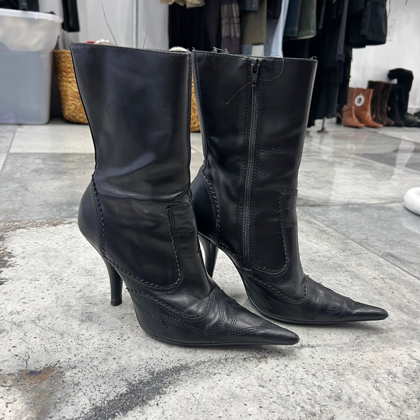 00s Steve Madden Western Booties