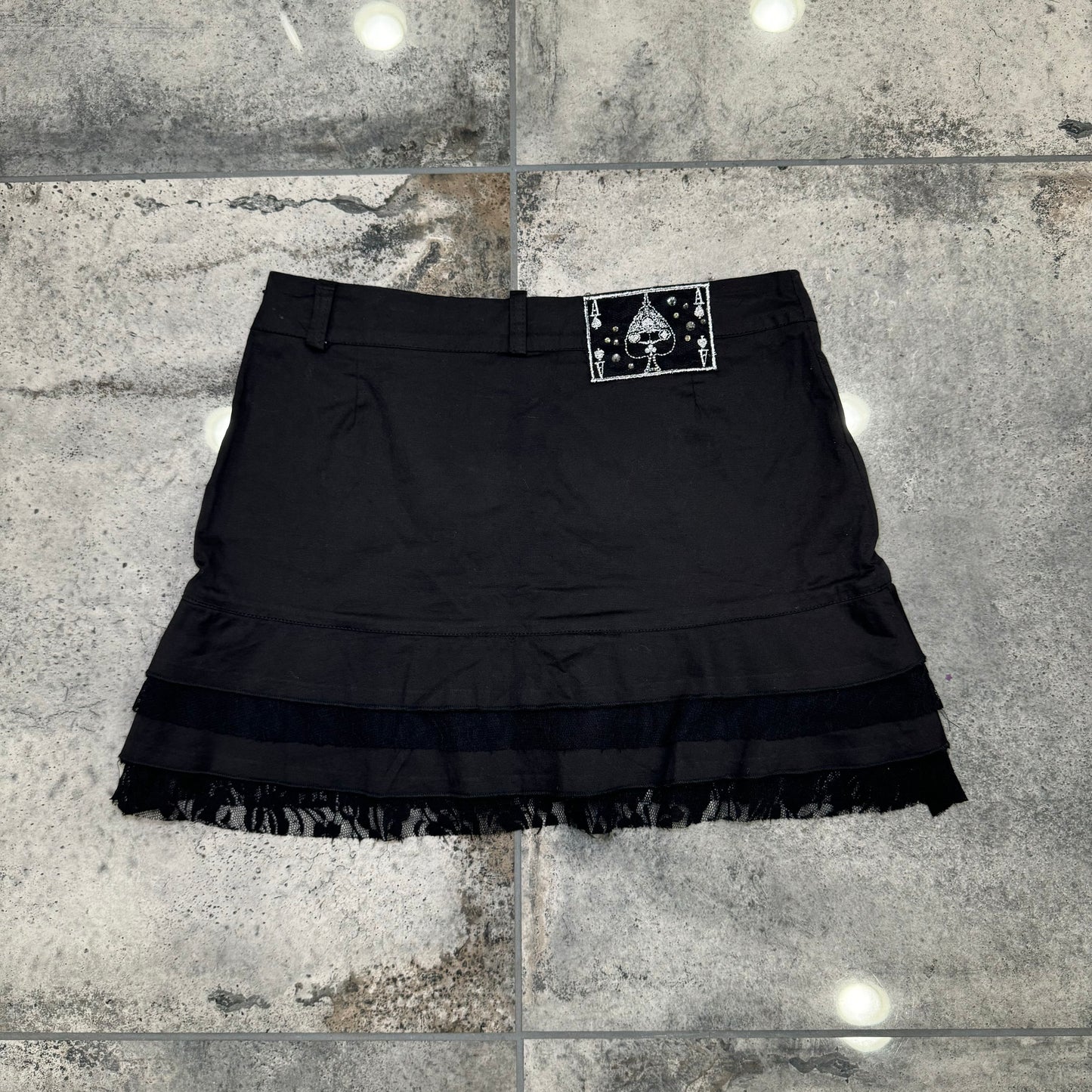 00s lace goth mini skirt