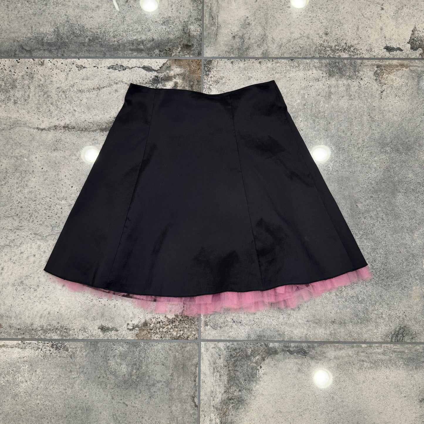 00s peekaboo mini skirt